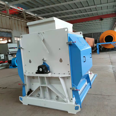 Machine de broyeur essentiel 200kw Haute capacité de bois de sciure Broyeur à marteaux avec cyclone