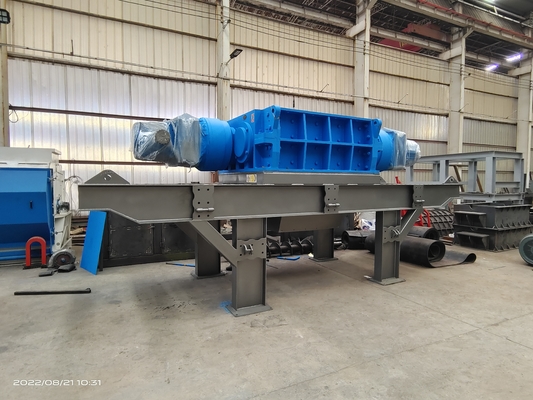 Moteur de concassage de métaux pour le concassage et le recyclage de tissus en fibres de bois