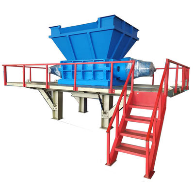 3000 kg/h de déchets de bois, de palettes, de matelas, de déchiqueteuse, de recyclage des meubles en plastique, efficacement