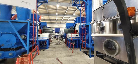 Déchiqueteuse à double arbre de déchets métalliques industriels pour le recyclage de l'aluminium à haut niveau de sécurité