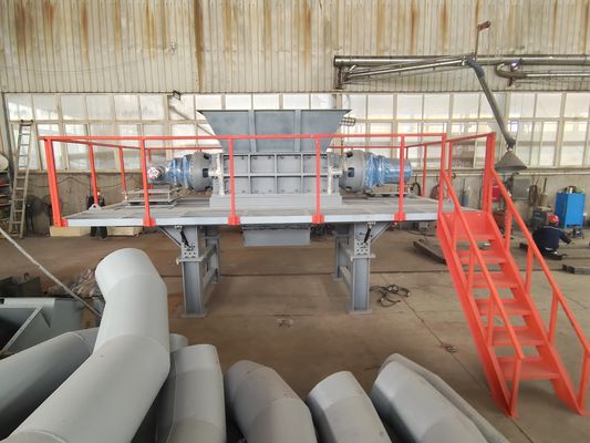 Déchiqueteuse à tricycle électrique multifonctionnelle adaptée au bois métallique et aux déchets ménagers