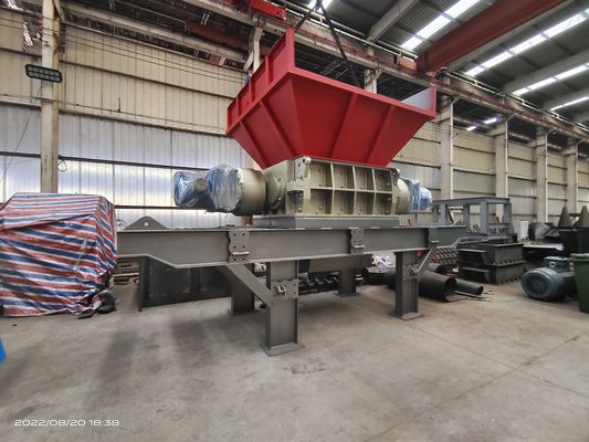 Déchiqueteuse à un seul arbre de 110 kW pour le broyage des déchets industriels de grande et petite taille