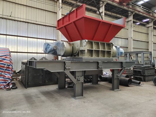 110 kW de puissance Double rotor déchiqueteur personnalisable pour le déchiquettage industriel lourd