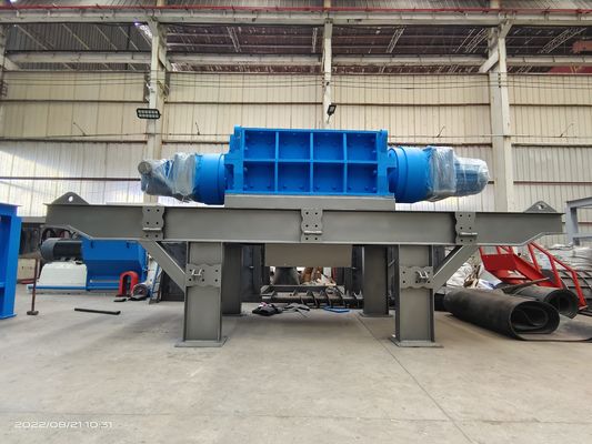 Déchiqueteur de palmiers à base de recyclage d'aluminium, broyeur d'écorce de coquille, broyeur de troncs de bois, broyeur de bois, poids 8000 kg